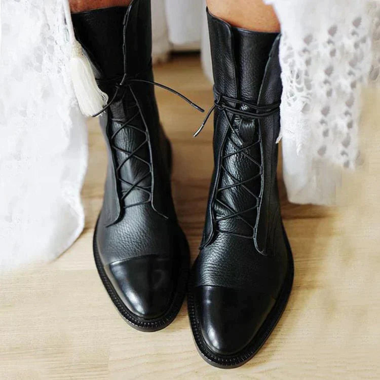 Sylis | Vintage look heeled boots