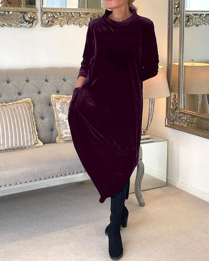 Sylis | Comfortable velvet dress with pockets