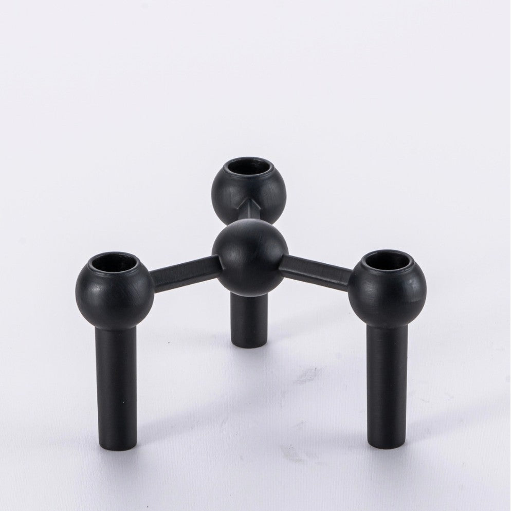 Creative three-legged candlestick hotel party dinner western restaurant candlestick alloy decorative ornaments