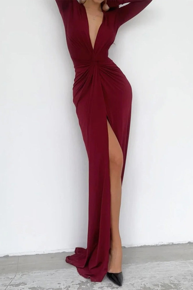 Chloé - Elegant dress with V-neck and pleated neckline