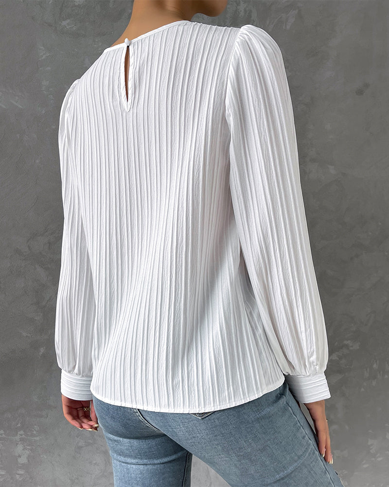 Sylis | Elegant shirt with round collar