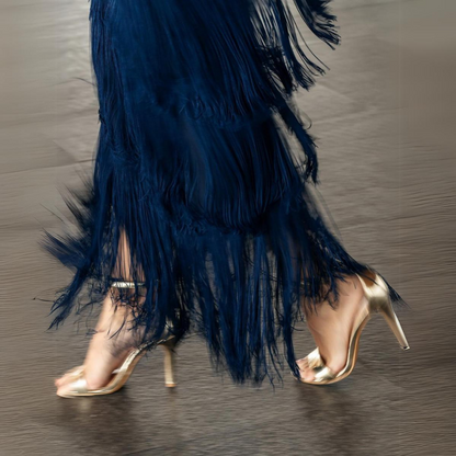 Elegant fringe sleeve