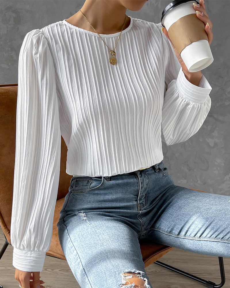 Sylis | Elegant shirt with round collar