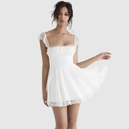 Sylis | Square neck dress with lace trim