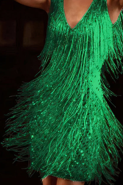Sylis of iridescent tassels