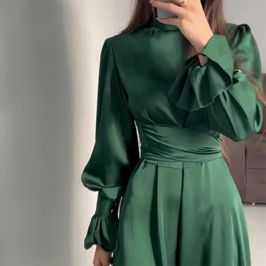 Sylis soft silk dress with long sleeves