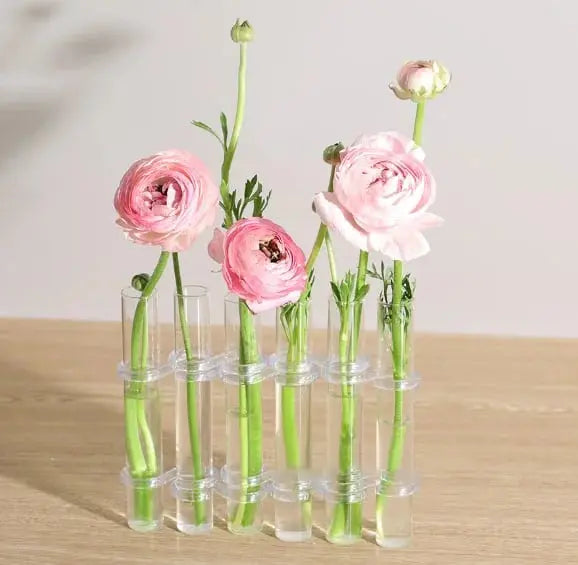 Hinged-Flower vase – Flexible and elegant glass vase