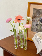 Hinged-Flower vase – Flexible and elegant glass vase
