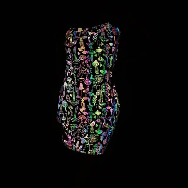 Shiny party sylis with phosphorescent effect