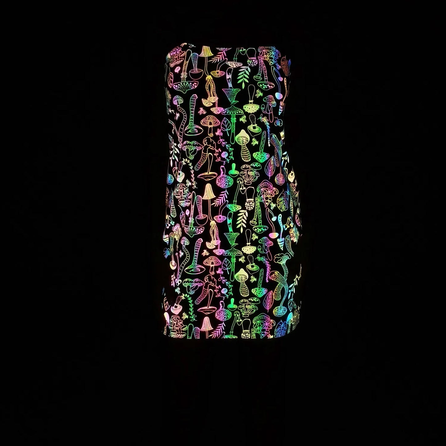 Shiny party sylis with phosphorescent effect