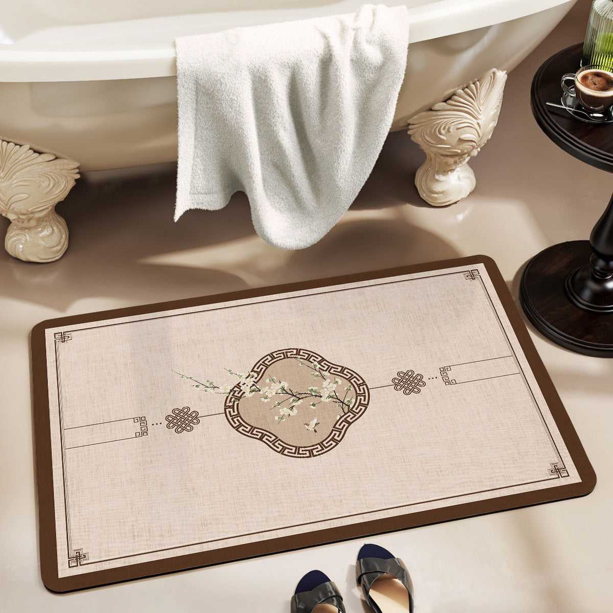 Elegant Geometric Bathroom Mat