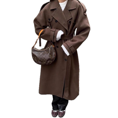 Sylis elegant Bouclé coat with practical button details Heidi fashion