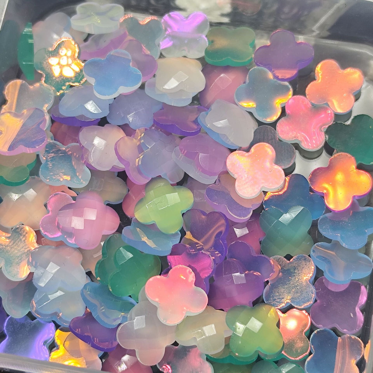 Decorative acrylic flowers