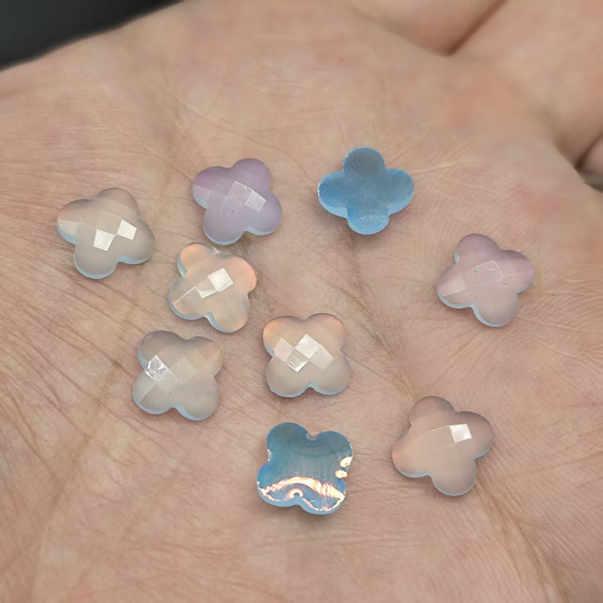 Decorative acrylic flowers
