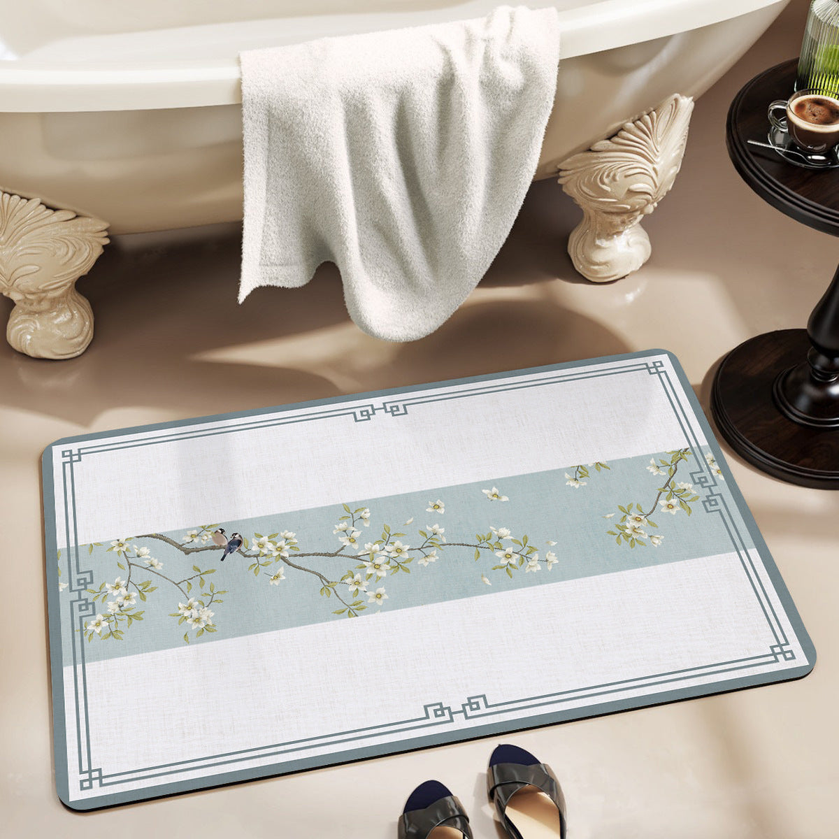 Elegant Geometric Bathroom Mat