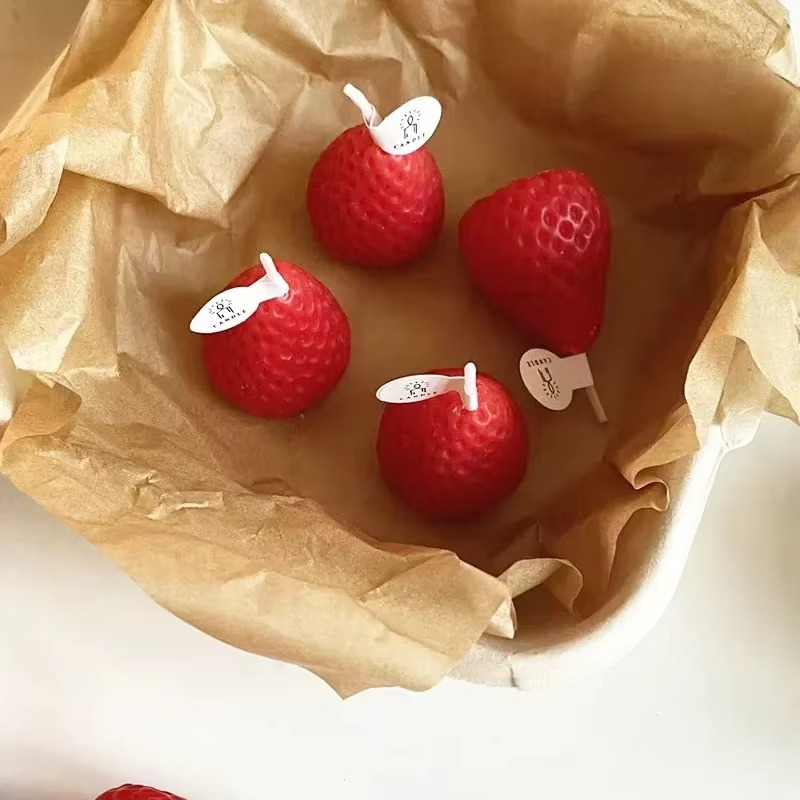 Charming Strawberry Soy Wax Scented Candles - Aromatherapy & Decorative