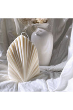Fan Candle Shape