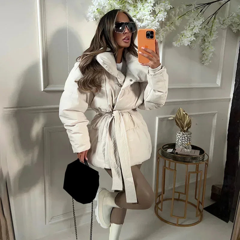 Sylis-Mode | Short ladies' jacket with stand-up collar and tailored waist