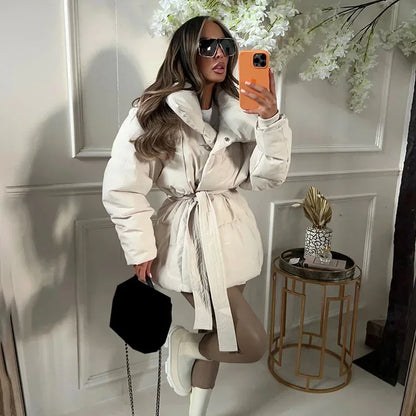Sylis-Mode | Short ladies' jacket with stand-up collar and tailored waist