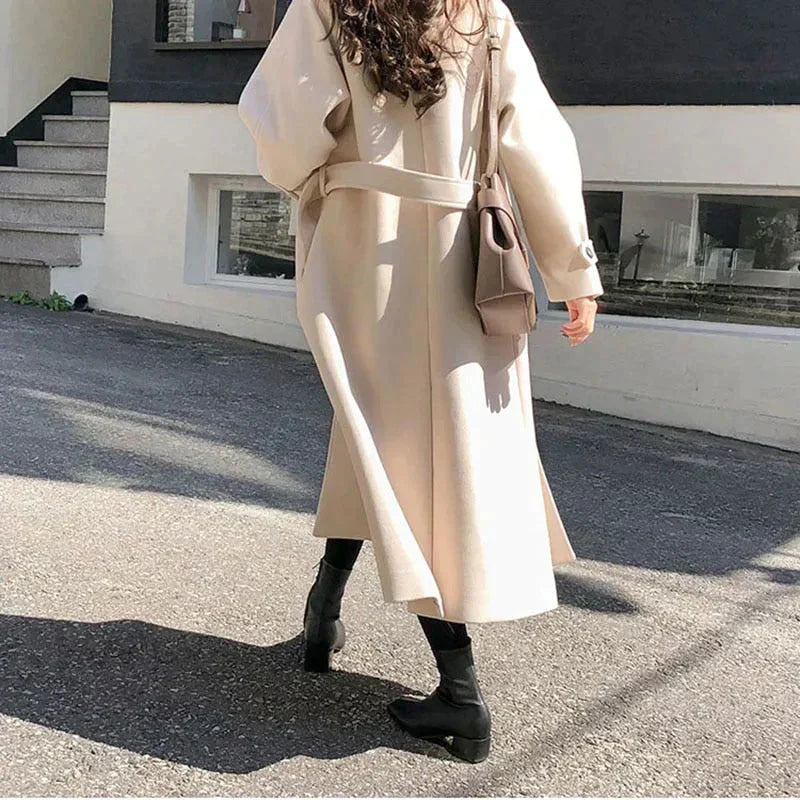 Sylis long elegant