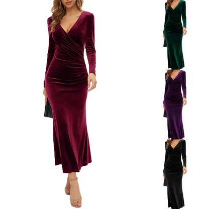 Sylis | Long sleeve velvet bodycon midi dress
