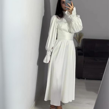 Sylis | The soft and silky dress with long sleeves