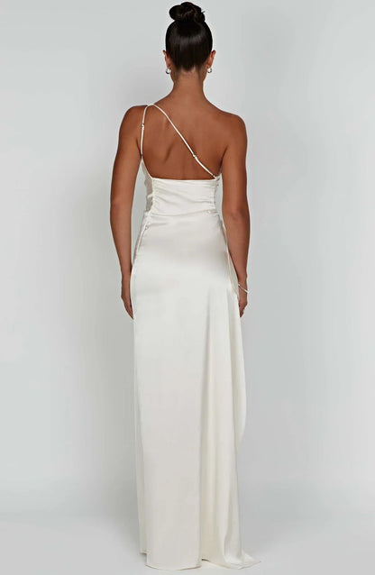 Sylis divided satin with one shoulder