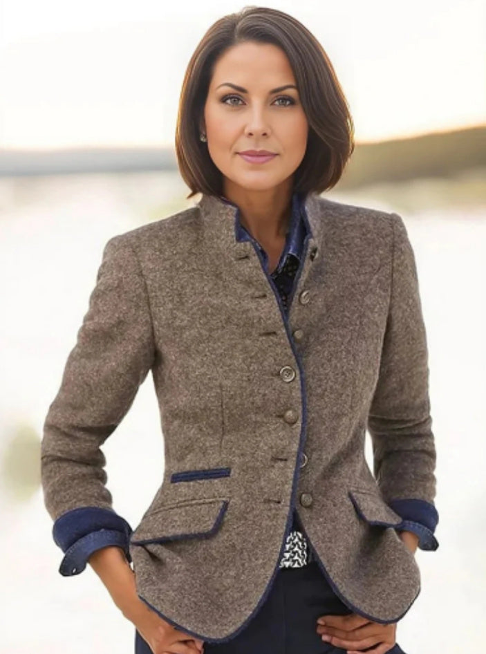 Sylis-Mode | Multibutton women's jacket in wool with color combination