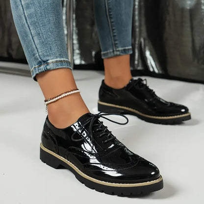 Sylis-Mode | Patent leather Oxford style shoes with heavy sole for women