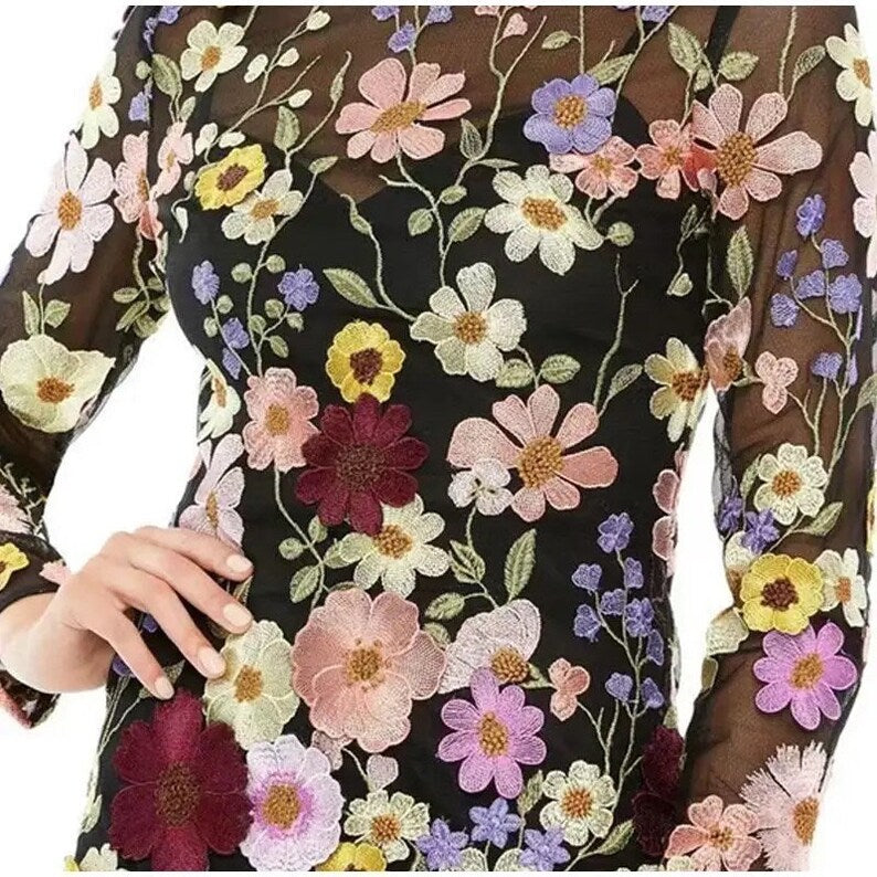 Sylis with floral applications and translucent appearance