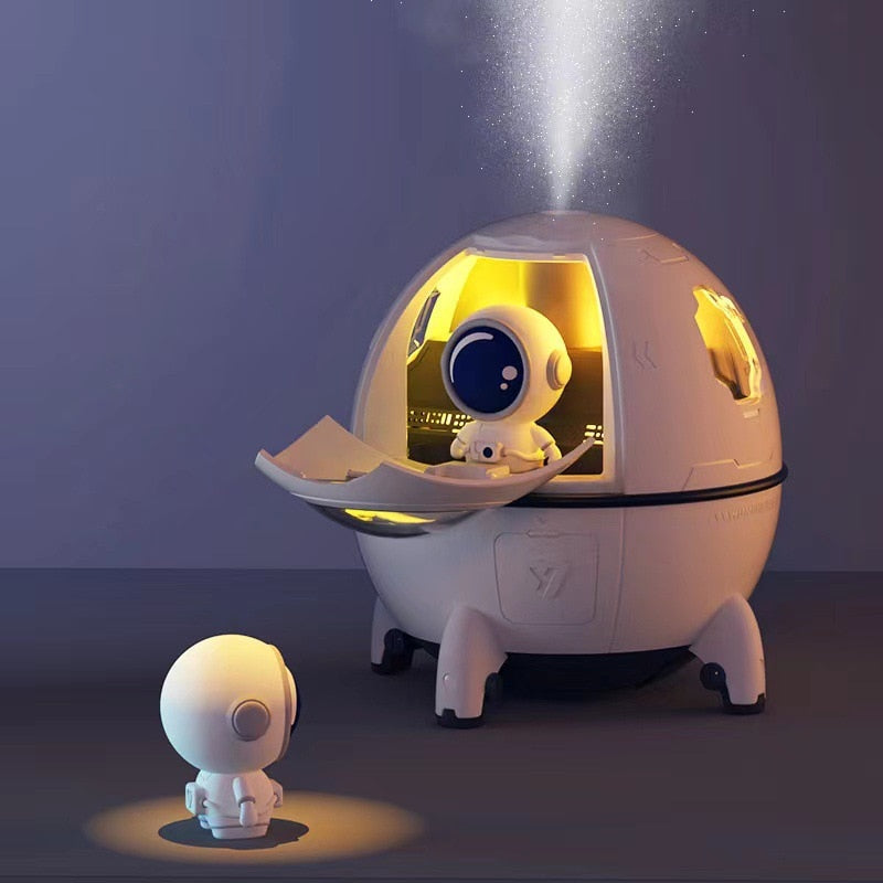 Portable Astronaut Air Humidifier with Night Light & Aroma Diffuser - AstroMist